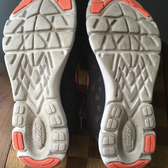 Avis Cantilever Running Shoe - Picture 4 of 9